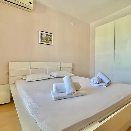 Prestige - Private - Bsr - 1 Daire