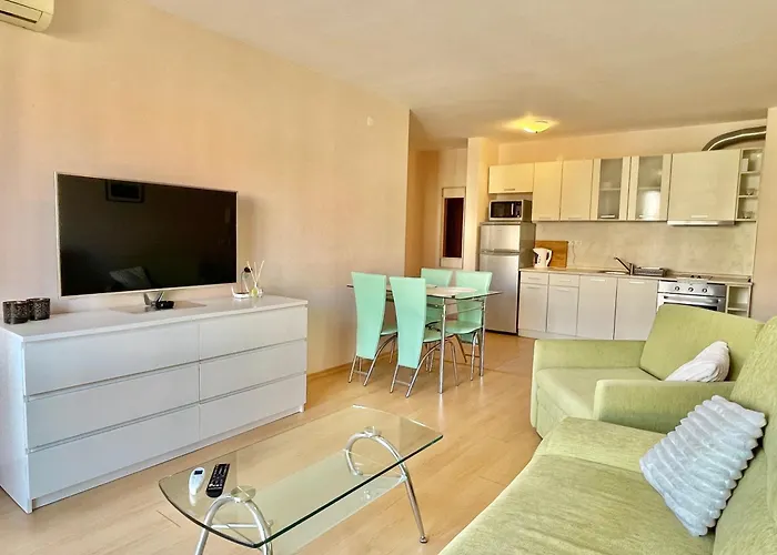 Prestige - Private - Bsr - 1 Апартамент 4*